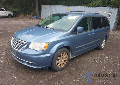 2011 Chrysler Town & Country Touring z USA, uszkodzony, nr VIN 2A4RR5DG9BR770959